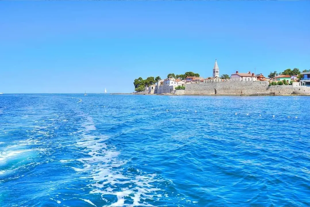 Holiday Erna - Apartments Cherry & Blue Novigrad Istria